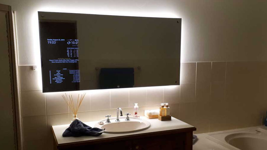 آینه هوشمند خانه
